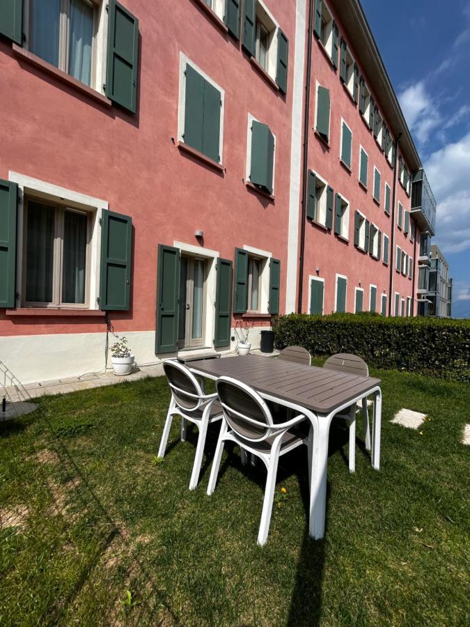 Dv Garda Suite Campione del Garda Zewnętrze zdjęcie